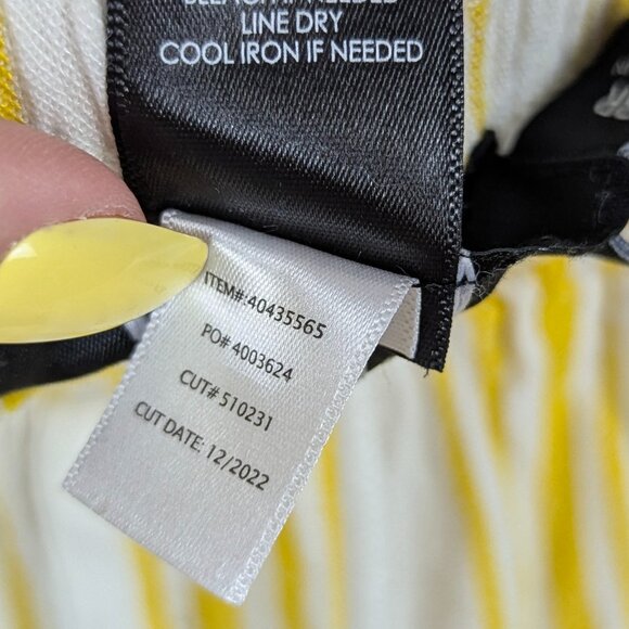 Torrid | Yellow Striped Drawstring Lounge Pants Size 3R - Picture 8 of 9